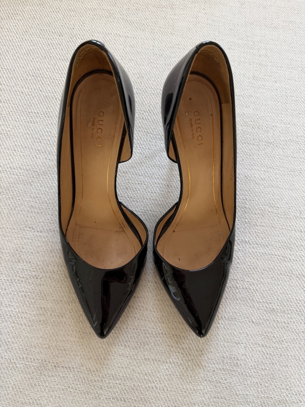 Authentic Gucci Black Patent Leather Pumps size 36
